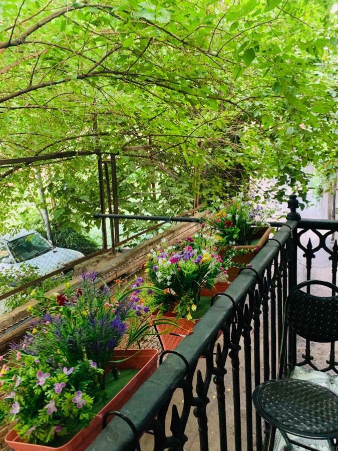 شقة تبليسي  في Apartament Old Yard المظهر الخارجي الصورة
